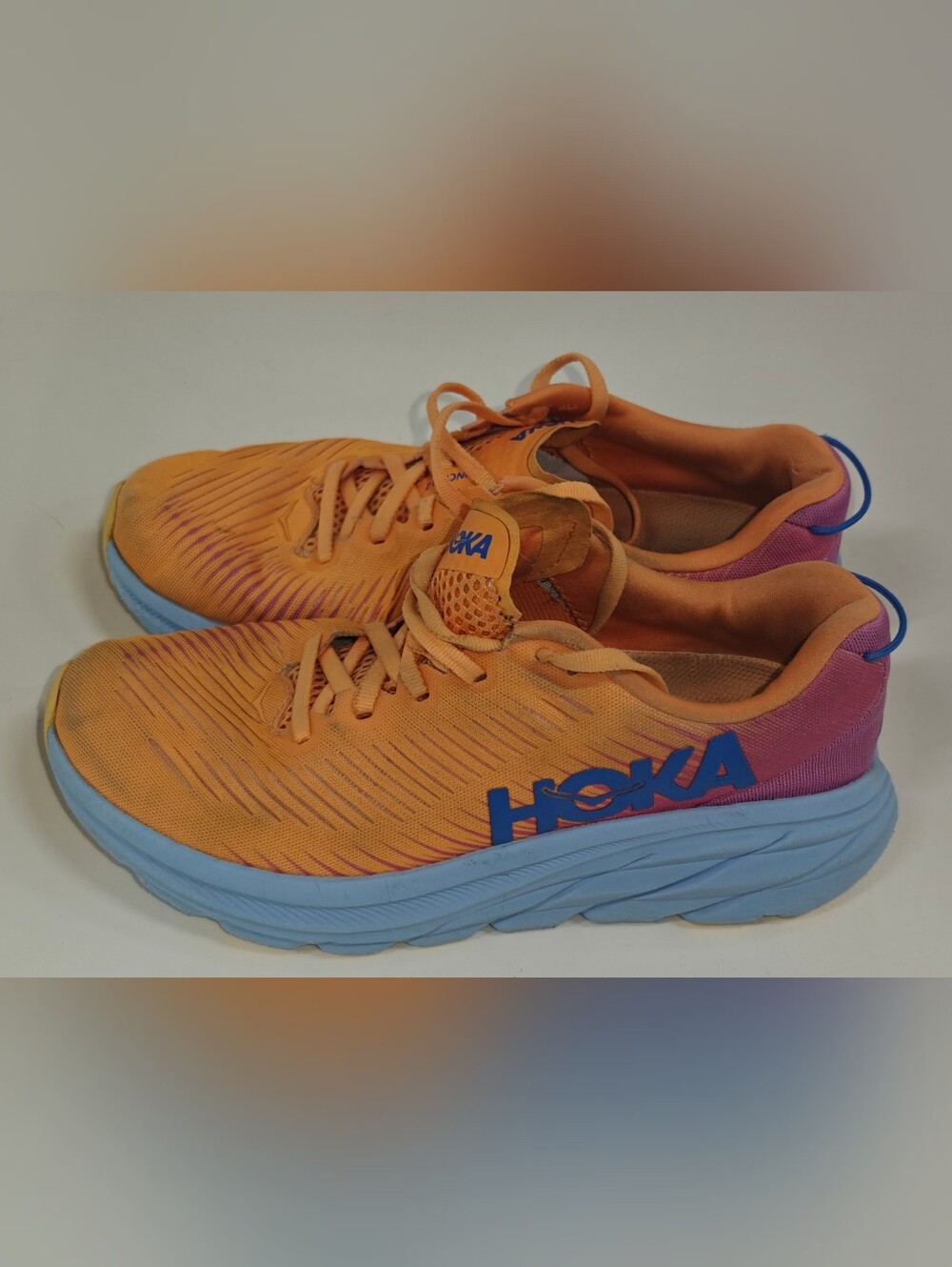 Hoka One One Rincon 3 Women’s Orange Running Shoes Sneakers Size 7.5 B